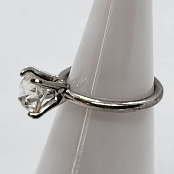 Vintage Uncas Silver Tone & Cubic Zirconia Solitaire Ring - Picture 2 of 5